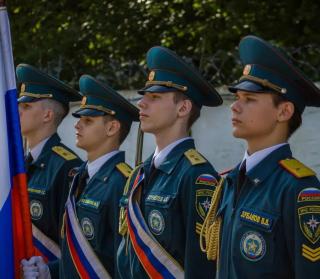 Торжественная линейка для курсантов первого курса Колледжа им. Маршала В. И. Чуйкова