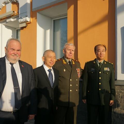 Встреча Председателя РСВ генерала армии М.А.Моисеева с Начальником департамента Министерства по делам уволенных военнослужащих КНР Ли Сяндун.